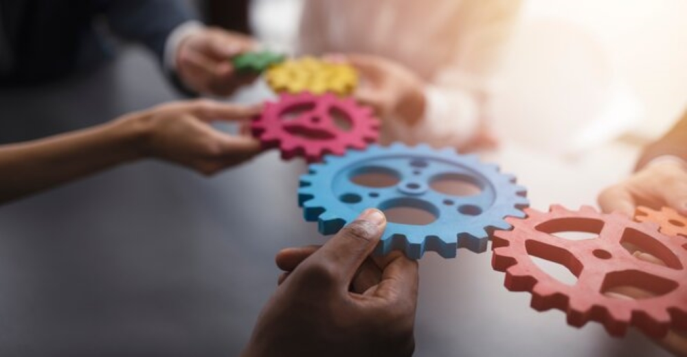 情報共有のやり方を変えるだけで生産性が劇的に変わる